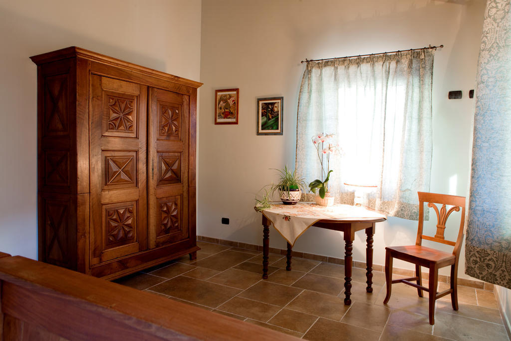 A' La Table Du Sommelier Chambres D Hotes & Restaurant サン・ヴァンサン 部屋 写真
