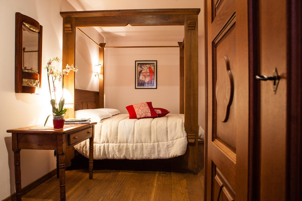A' La Table Du Sommelier Chambres D Hotes & Restaurant サン・ヴァンサン 部屋 写真